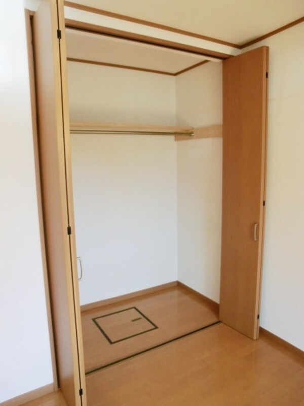 収納(収納たっぷりのお部屋です)