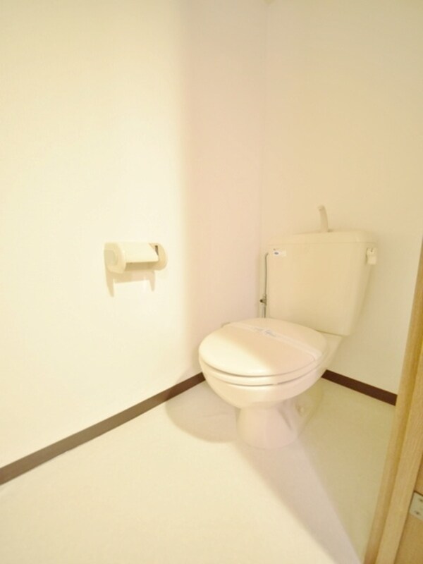 トイレ(バス・トイレもちろん別です)