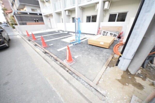 駐車場(敷地内駐車場完備)