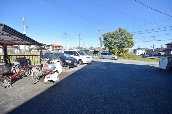 駐車場(駐車場)