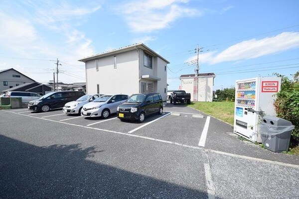 駐車場(駐車場)