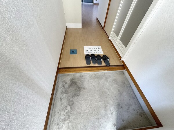 玄関(玄関)