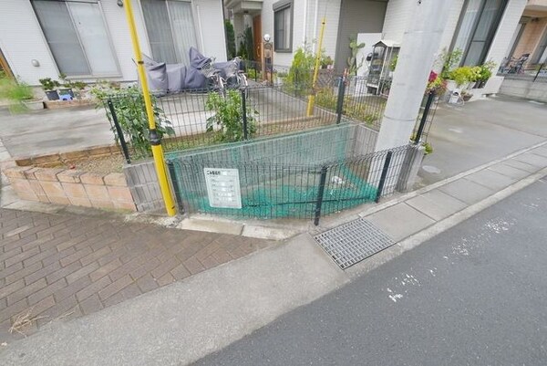 共有部分(敷地内ごみ置き場)