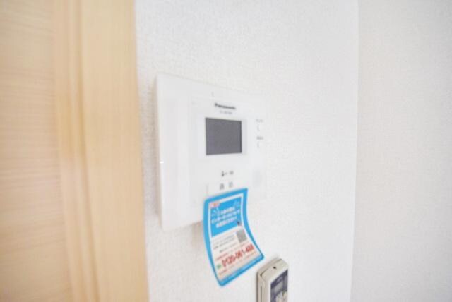 物件内観写真8　(安心のＴＶモニタホン♪)