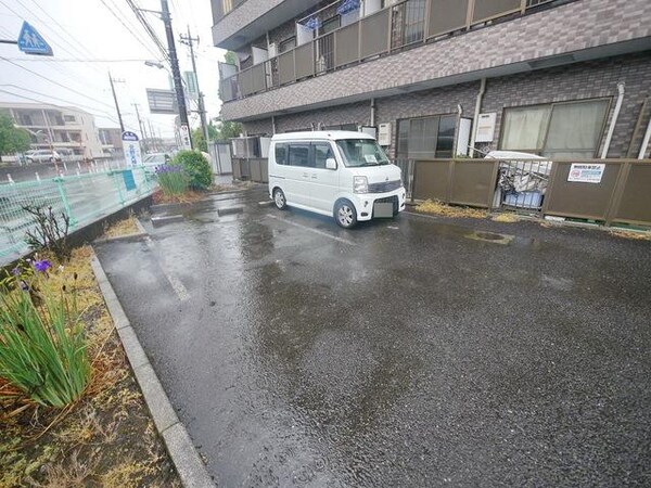 駐車場(駐車場)