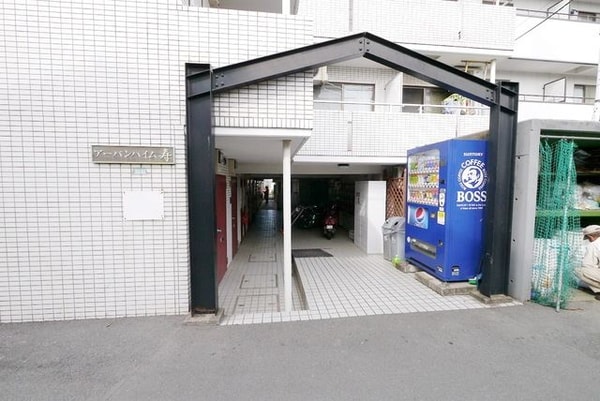 エントランス(エントランス)