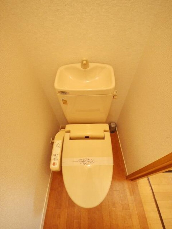 トイレ(トイレ)