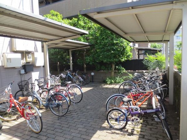 共有部分(駐輪スペース)