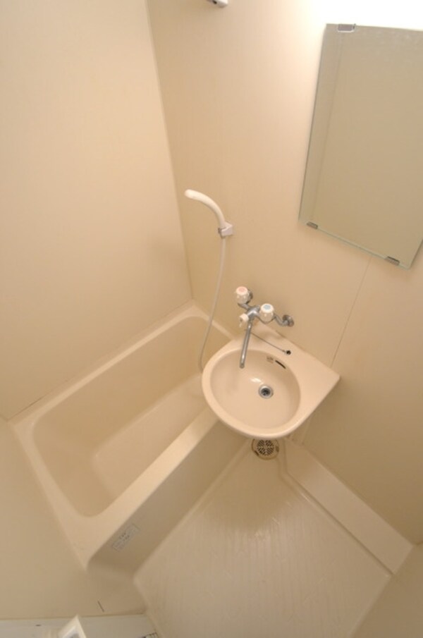 バス／シャワールーム等