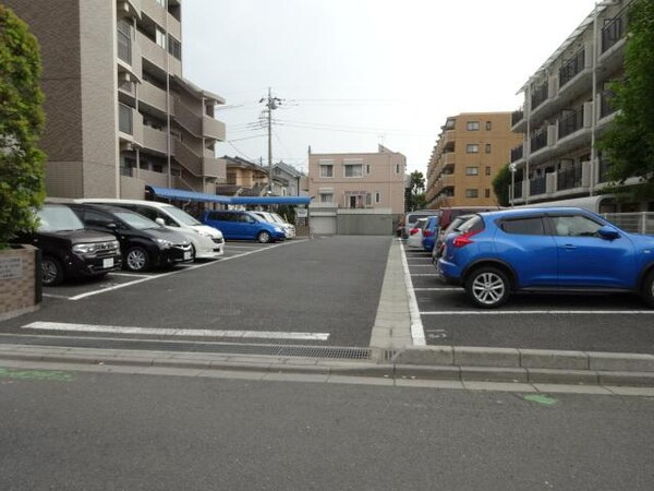駐車場(駐車場)