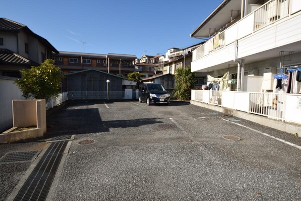 駐車場(駐車場)