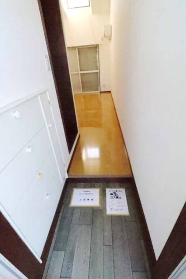 玄関(★お問い合わせはタウンハウジングまで★)