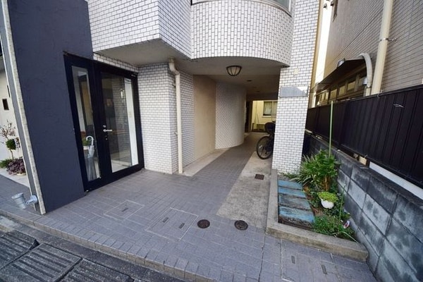 エントランス(エントランス★)