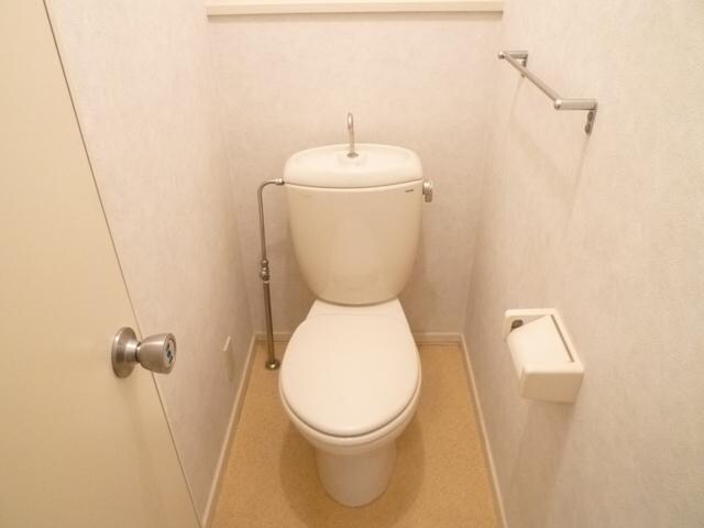 物件内観写真8　(★清潔なトイレです★)