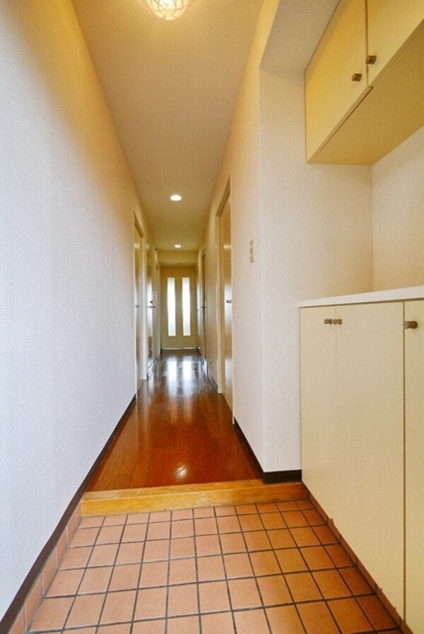 玄関(玄関ホールです)