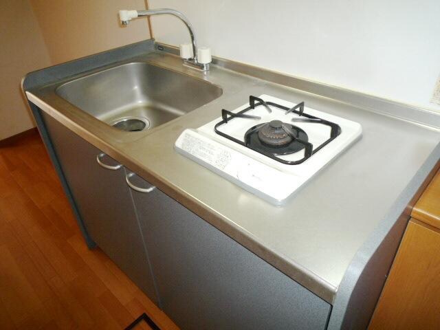 物件内観写真2　(システムキッチン)