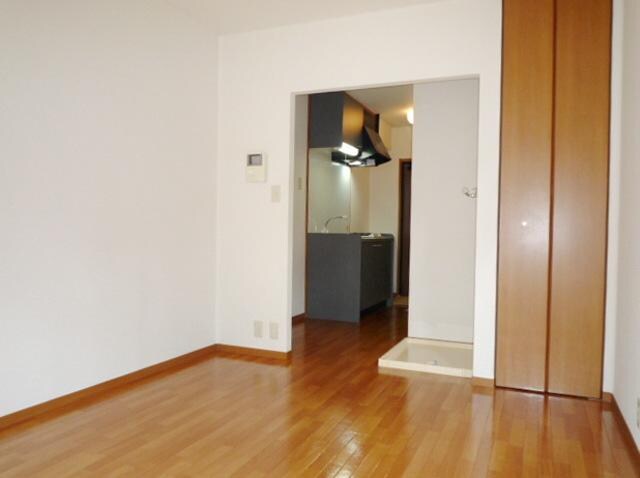 物件内観写真7　(洋室)