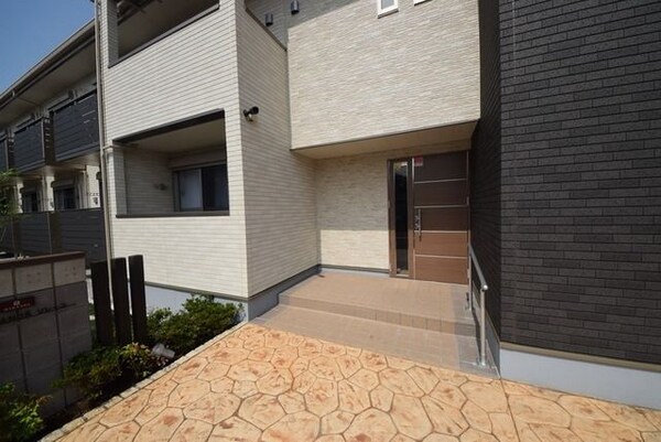 エントランス(建物入口です)