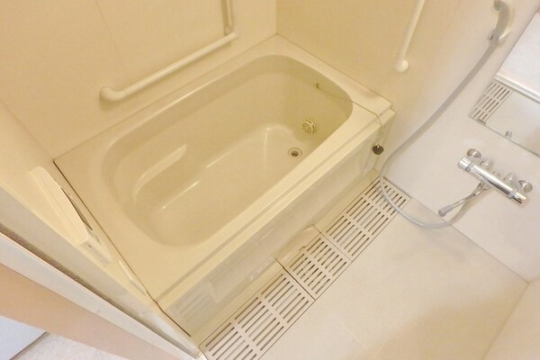 バス／シャワールーム等(☆追い焚き機能付きバス☆)