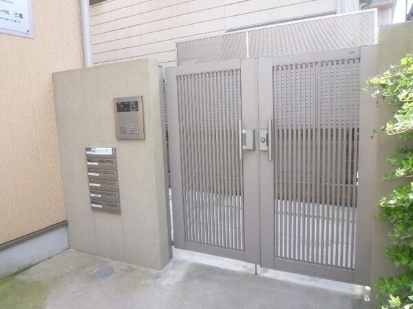 エントランス(エントランス)