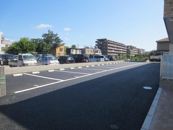 駐車場(★敷地内駐車場★)