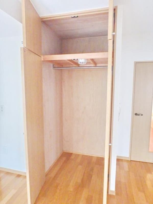 収納(別のお部屋の参考写真になります)
