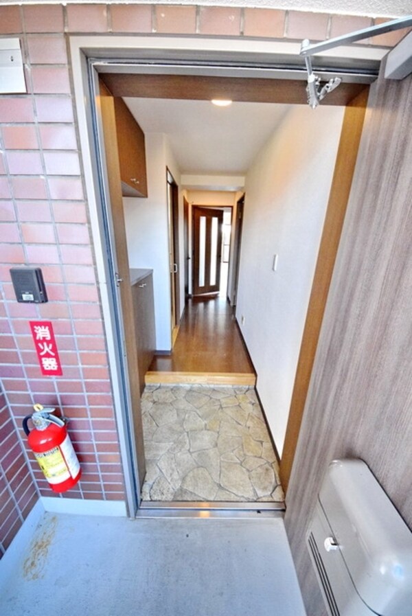 玄関(★別部屋参考写真★)