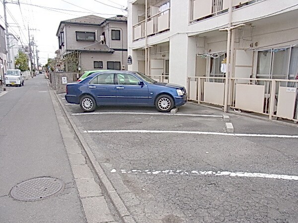 駐車場(★駐車場★)