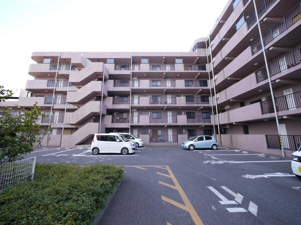 駐車場(駐車場)