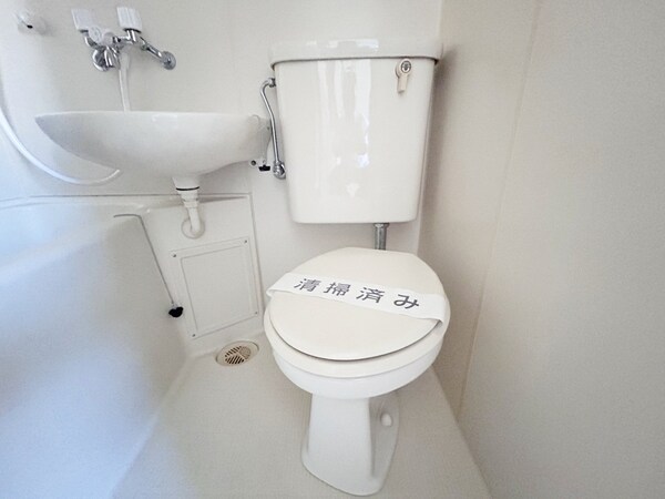 トイレ(別部屋参考写真)