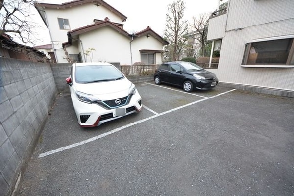 駐車場(駐車場)