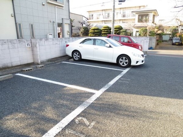 駐車場(★駐車場★)