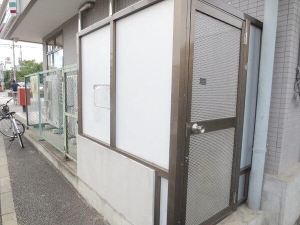共有部分(ごみ置き場)