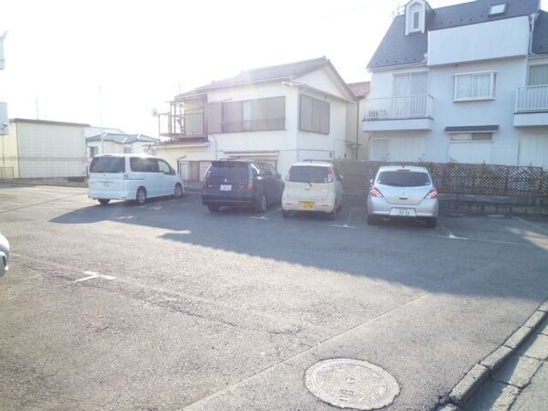 駐車場(☆広々敷地内駐車場☆)