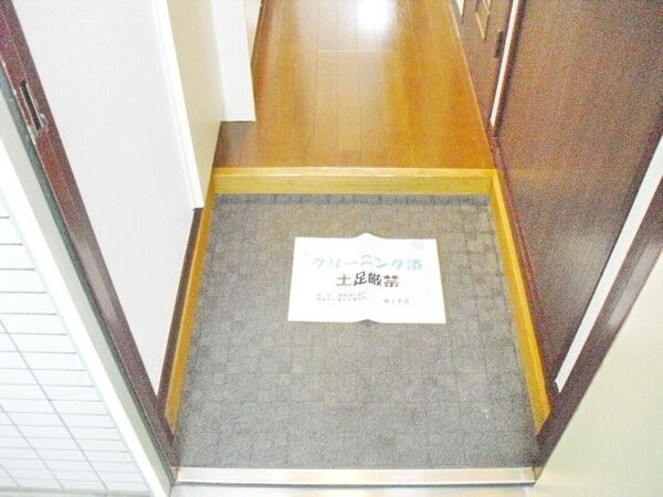 玄関(★お問い合わせはタウンハウジングまで★)