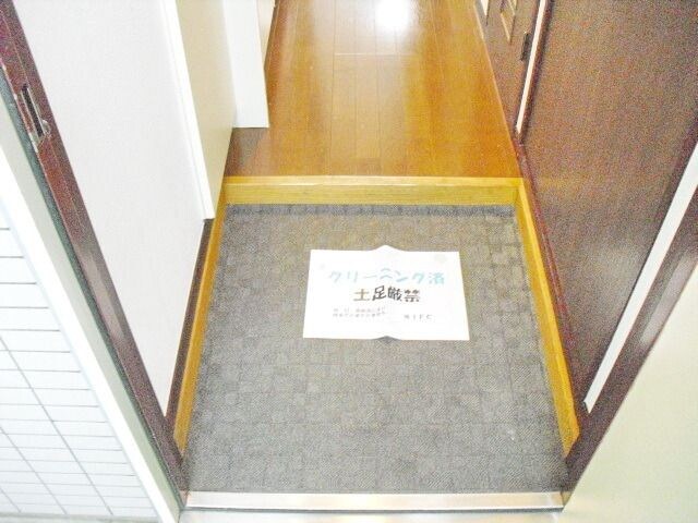 物件内観写真8　(★玄関★)