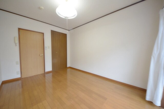 物件内観写真4　(★居室★)