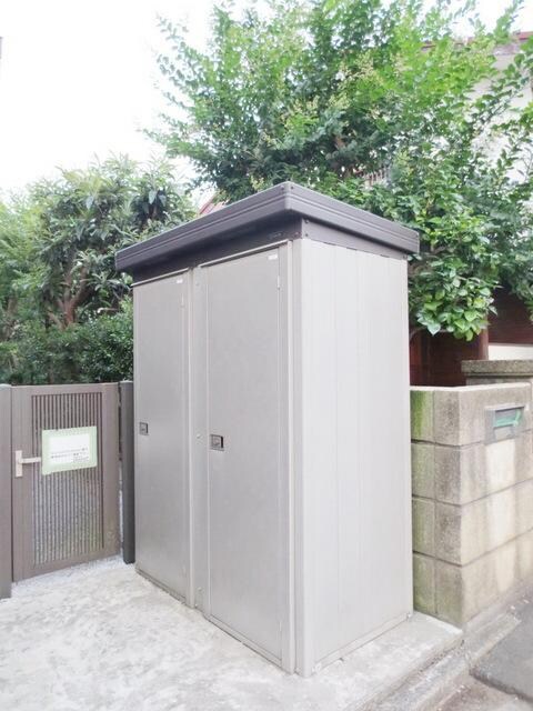 物件内観写真16　(★専用の物置付き★)