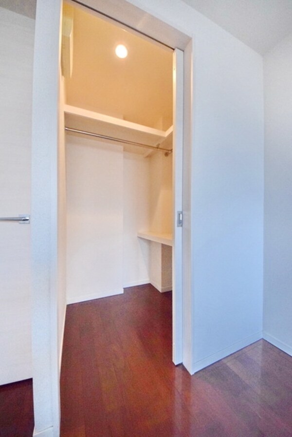 収納(※反転あり※)