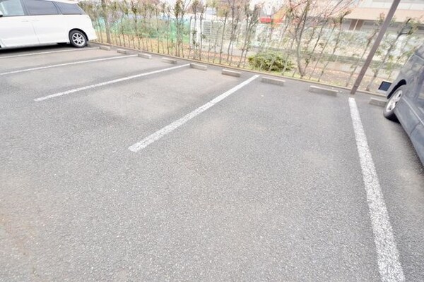 駐車場(★駐車場★)