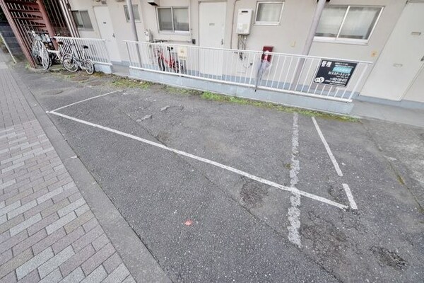 駐車場(★駐車場★)