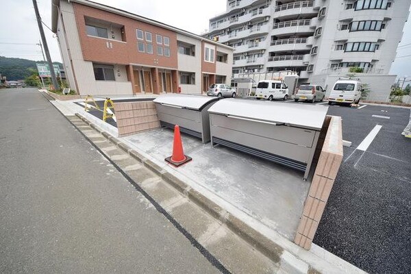共有部分(ゴミ置き場)