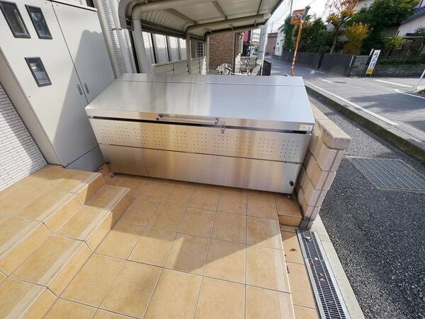 共有部分(ゴミ置き場)