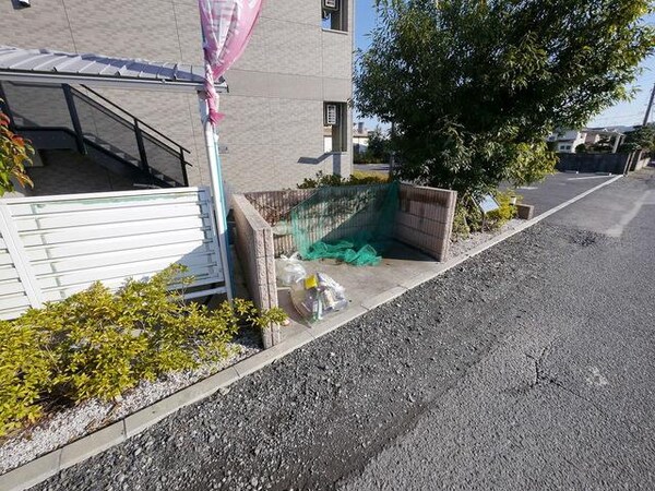 共有部分(★ゴミ捨て場★)