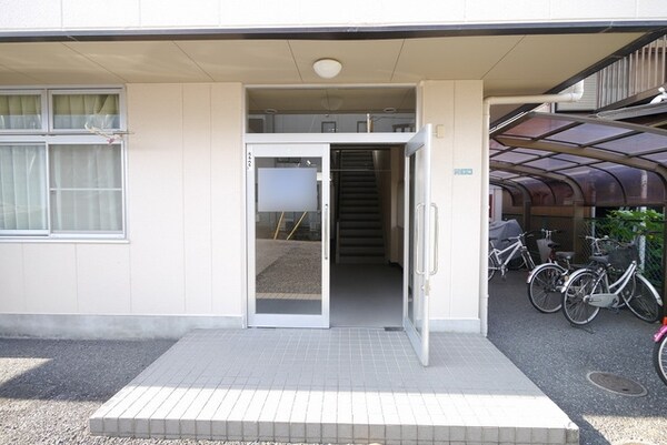 エントランス(エントランス)