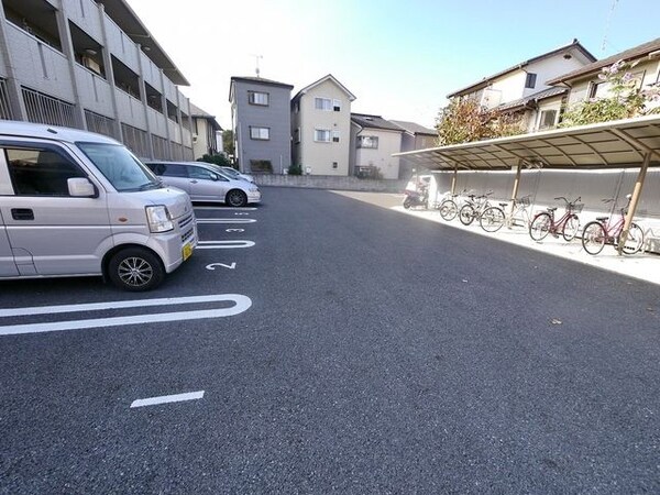 駐車場(駐車場)