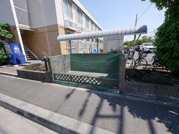 共有部分(敷地内ごみ置き場)