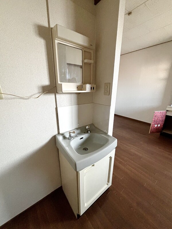 洗面(洗面)