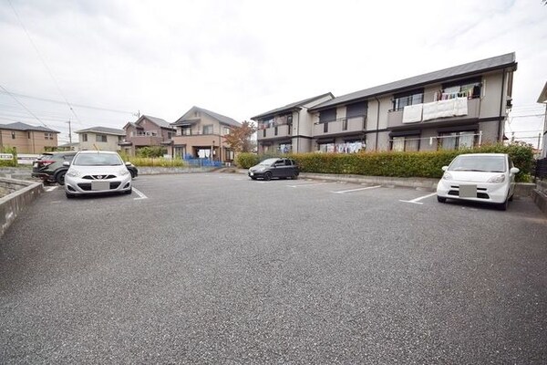 駐車場(駐車場)