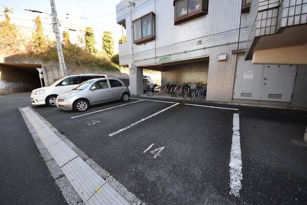 駐車場(駐車場)